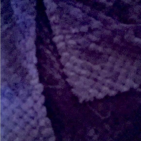 Members mark women’s purple textured plush pullover cowl neck top sz S & L - Picture 6 of 6